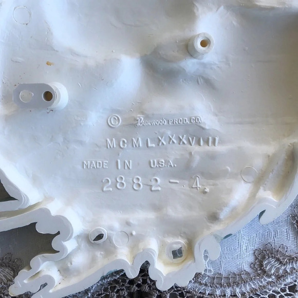 Vintage Burwood Set of Two Fish Wall Decor Plaques - Picture 5 of 7